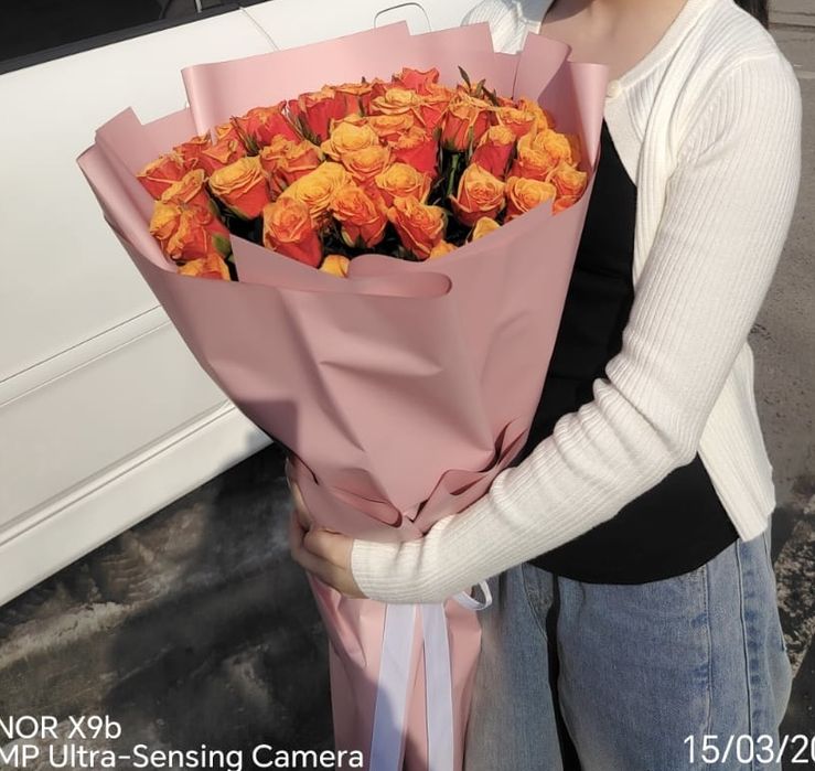 51 роз огромный букет