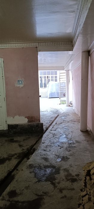 Мирзо Улугбека 1,8-соток срочно продаётся дом.