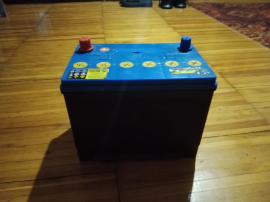 Продам акамулятор