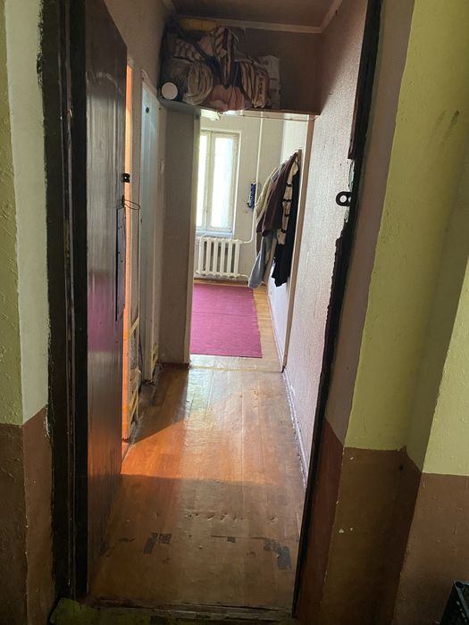 Uy Sotiladi Sergili turon metro oldi