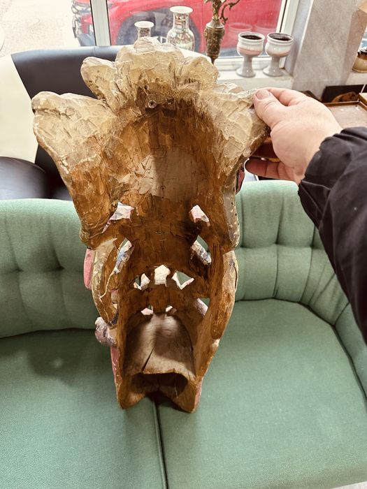 Голяма азиатска ритуална дървена маска / тотем