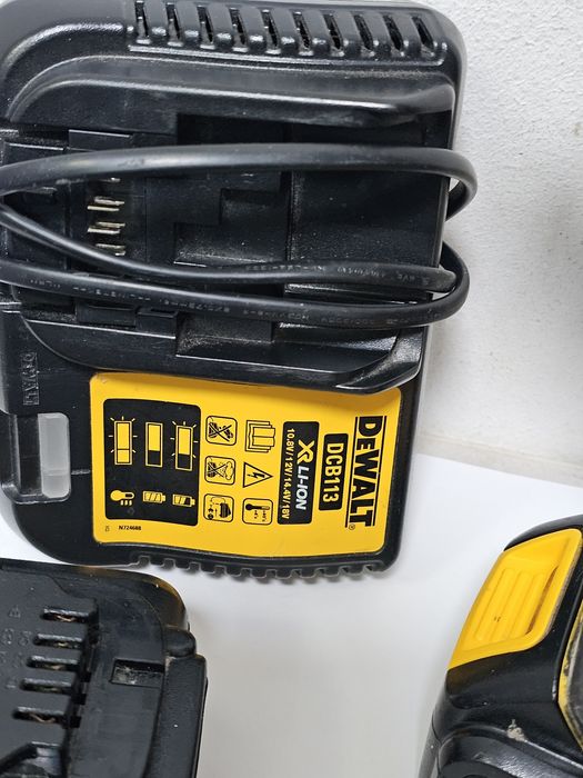 Filetantă cu percuție dewalt Amanet Canta