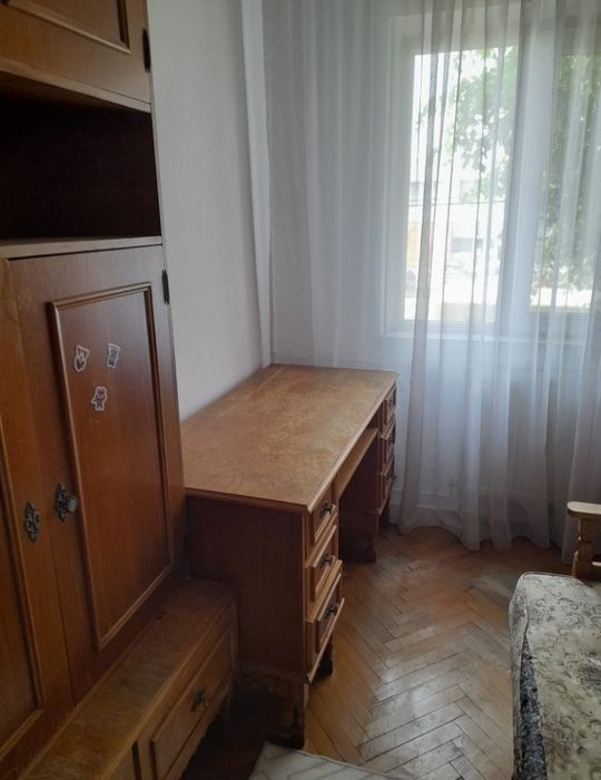 Închiriez Apartament 3 camere calea sagului