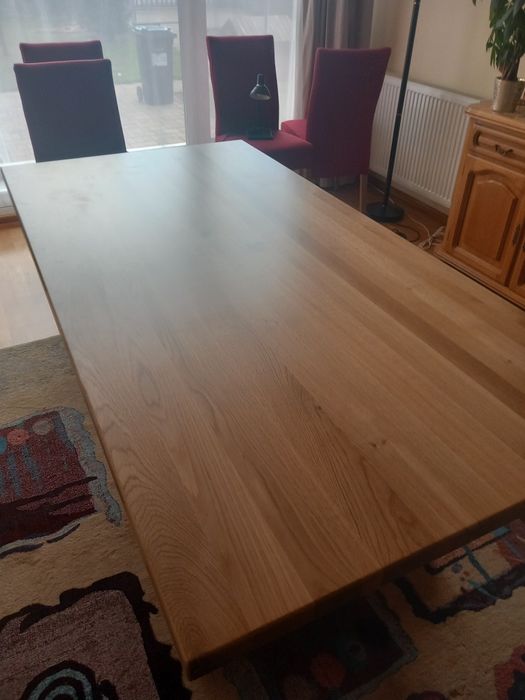 Blaturi și mese din stejarmasiv