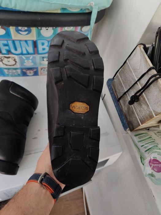 Bocanci militari Aku Goretex,mărime 43