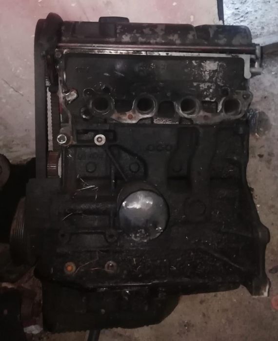 Двигатель Volkswagen Golf 3 1.6 AEA