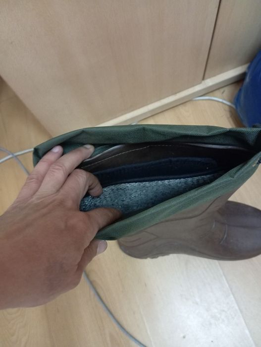 Продаются зимние рыбацкие сапоги
