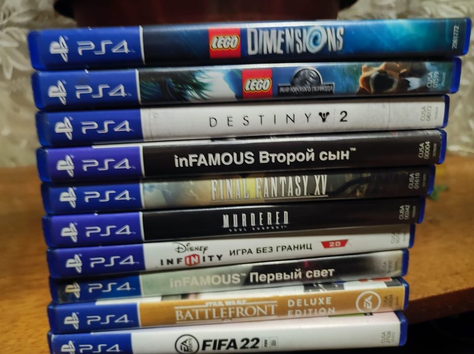 Продам PS4 на 1 терабайт