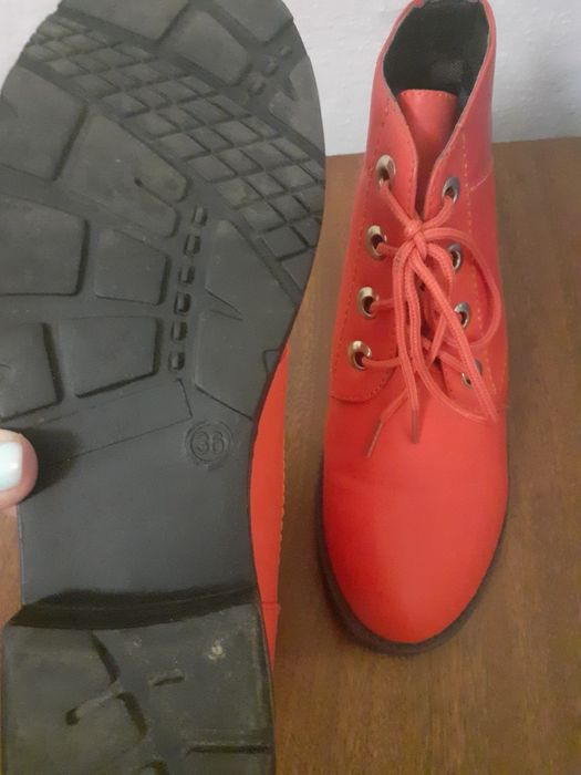 Продам осенние сапожки