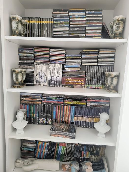 Colecție privată cd- uri și DVD-uri