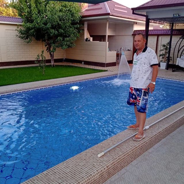 Постройки Бассейна