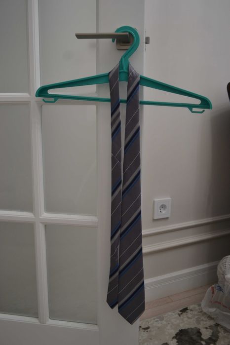 Продам мужские галстуки