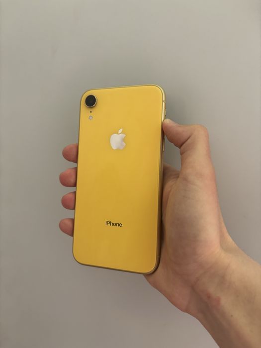 iPhone XR 64gb. Yellow