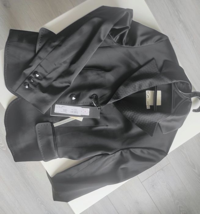 Женский костюм черный