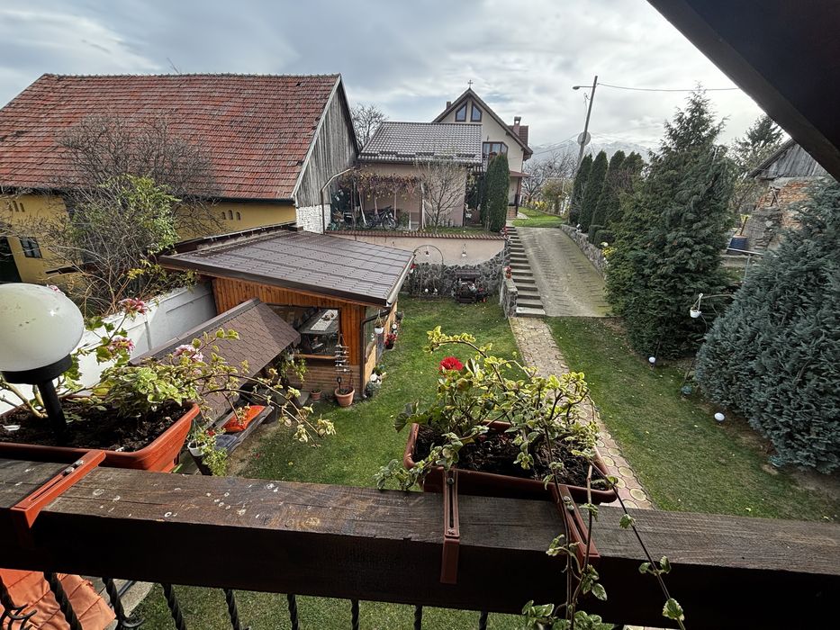 Camere frumoase de închiriat  !