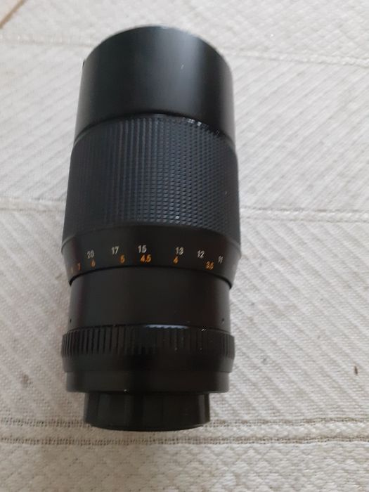 Vând două obiective foto(Vivitar,Chinon)Made in Japan,original