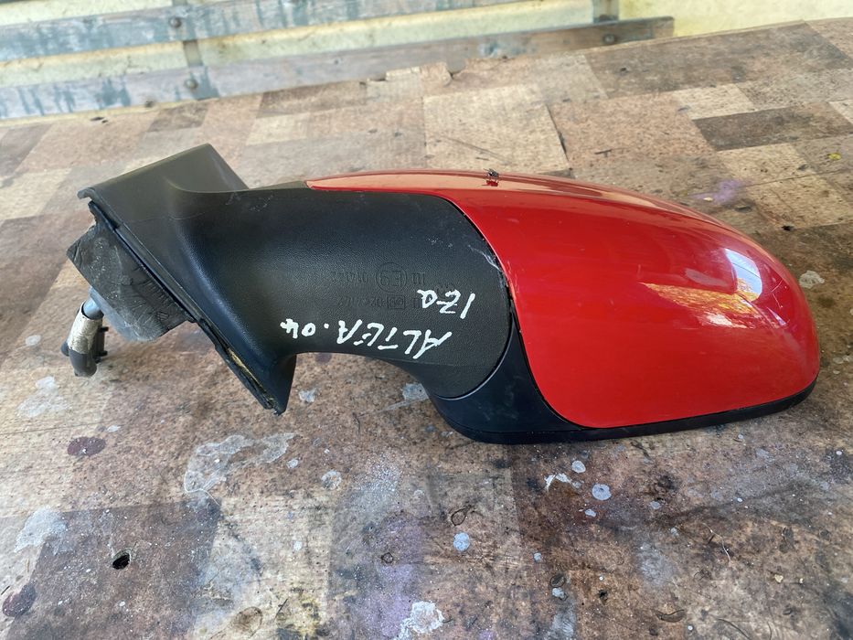 Ляво огледало за сеат алтеа