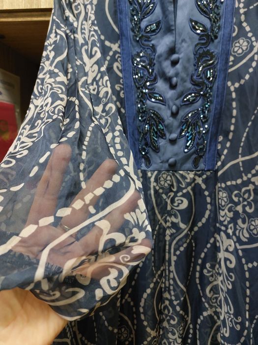 продам красивое платье