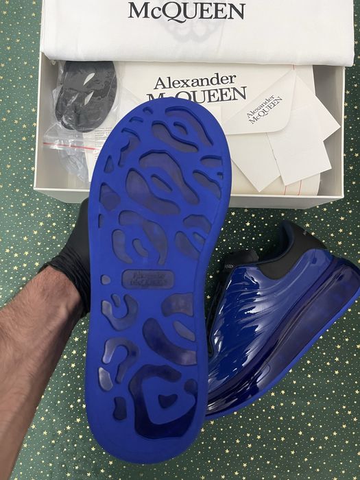 Alexander McQueen Navy Lux Gloss