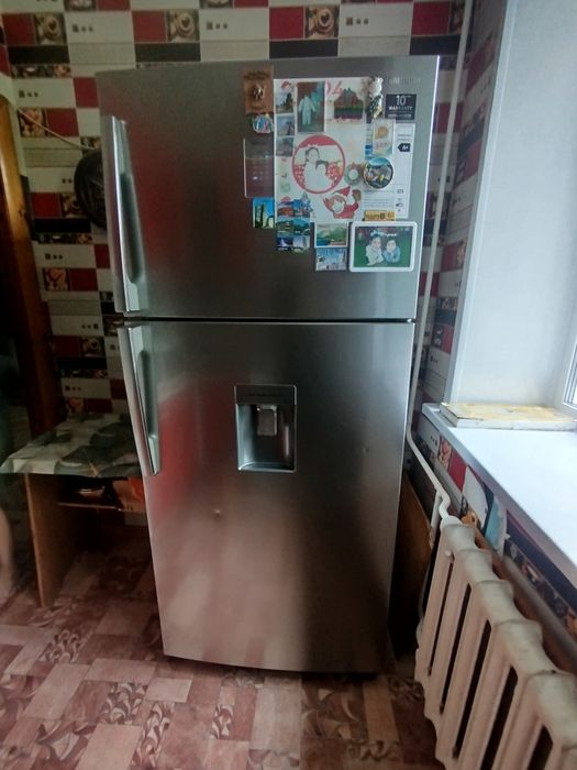 Холодильник Самсунг большой
