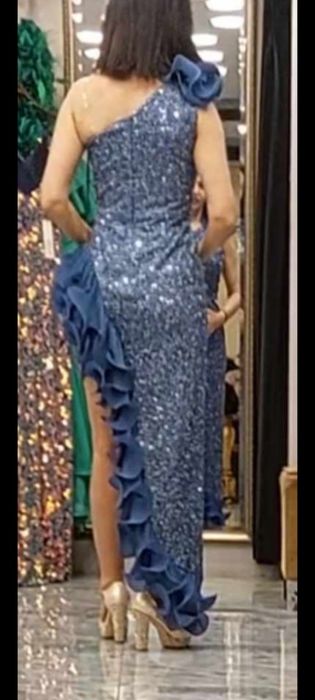 Официална  рокля