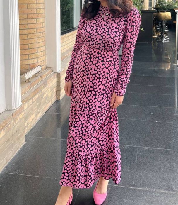 Супер стильное Платье от Mango