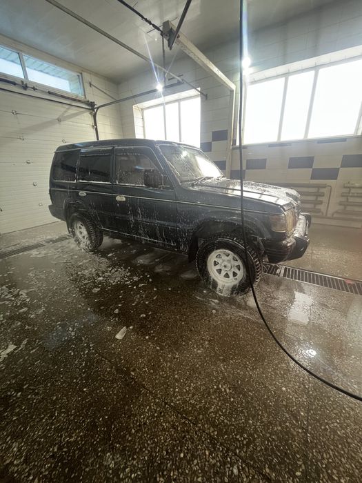 Митсубиси Паджеро 2