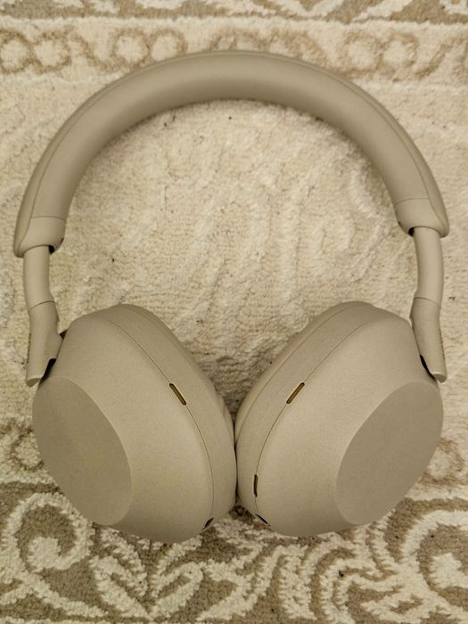 Наушники Sony WH-1000XM5