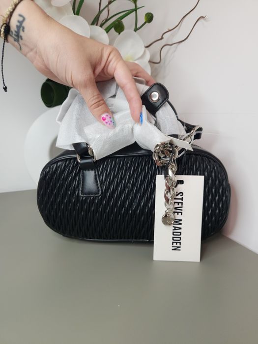 Steve Madden – дамска чанта тип bowling bag, черна