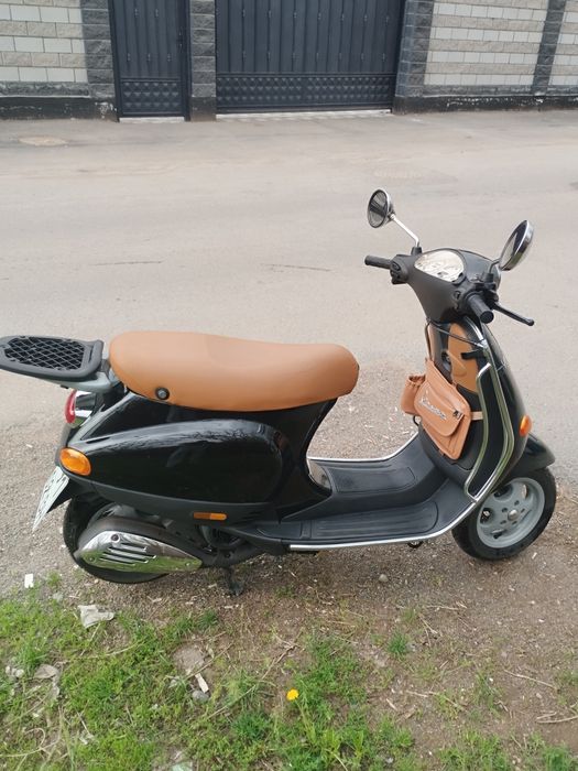 Мопед Vespa et4 125cc