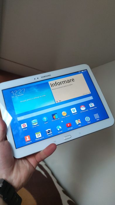 Vând tableta Samsung