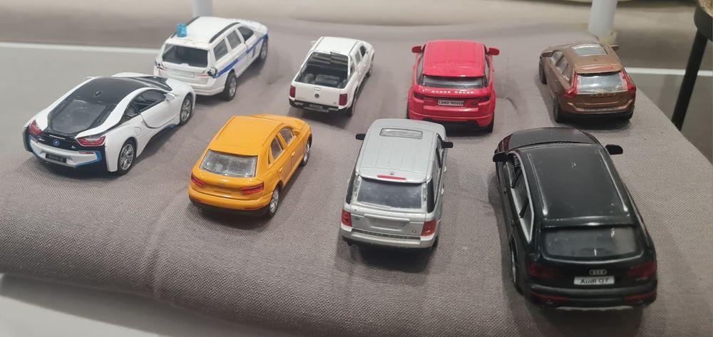 Железные машинки