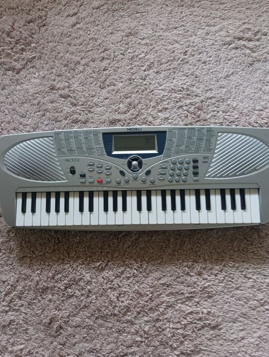 Синтезатор Medeli MC37A