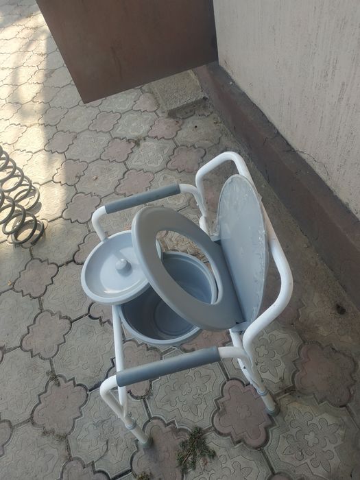 Стульчик - унитаз