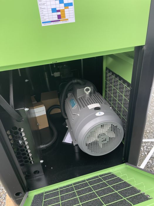 Compresor surub 30kw si 22kw / 5mc - 3,3mc / Produs nou