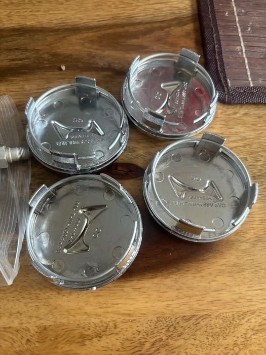 Капачки за джанти оригинални на Хюндай /Hyundai/