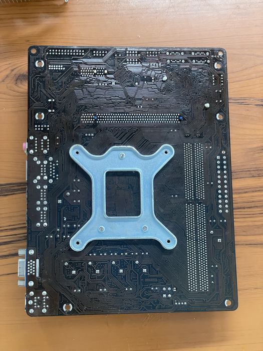 Почти собранный компьютер