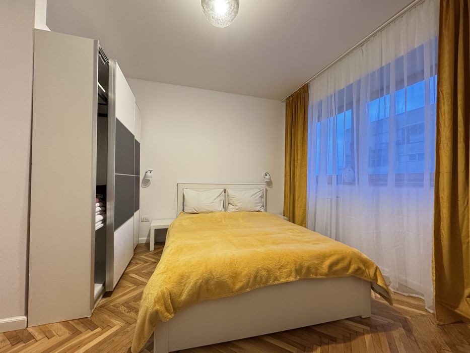 Închiriere apartament cu 3 camere lângă AFI