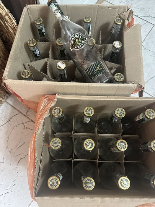 Бутылки из под водки