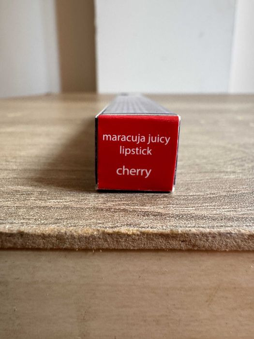 Tarte, Maracuja Juicy Lipstick, Cherry – ново червено червило за устни