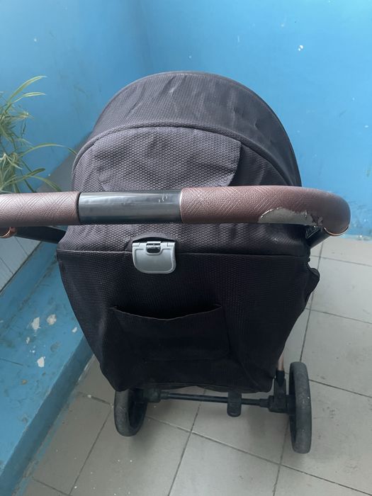 Коляска 10000тг есть торг