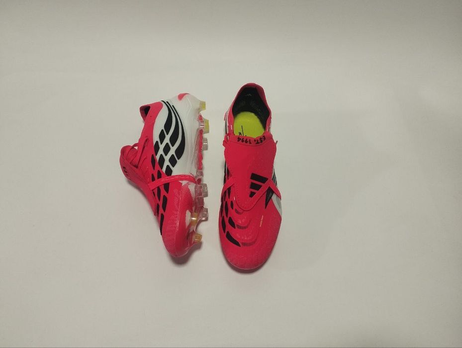 Футбольные бутсы Adidas Predator 2026. 40 размер. Новое