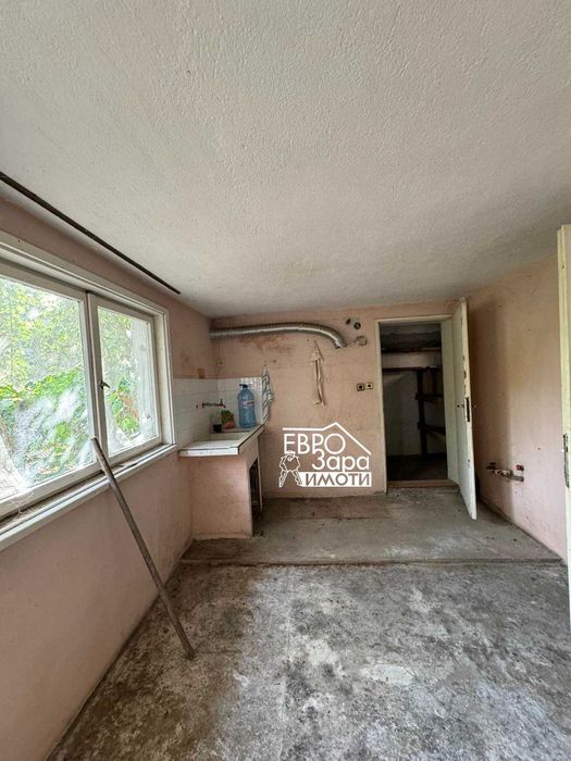 Продава се Къща в с. Преславен, Област Стара Загора - 140 кв.м за 465 €/кв.м - Снимка #5