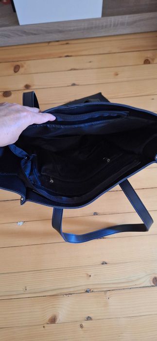 Актуална обемна чанта