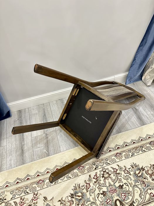 Продается стулья для гостиной