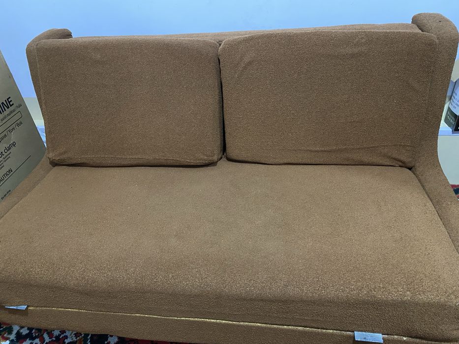 Диван , почти новый