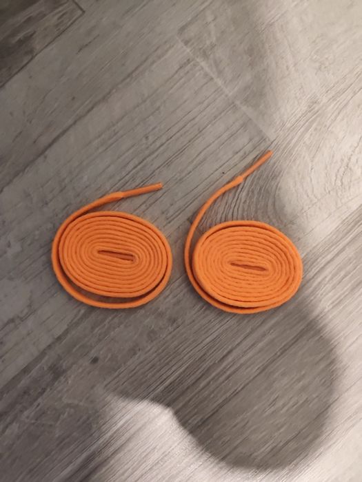 Връзки за футболни бутонки