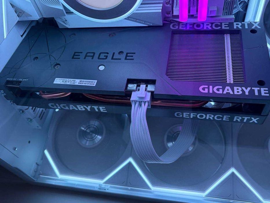 Видеокарта NVIDIA GeForce RTX 4060 gigabyte eagle oc 8GB
