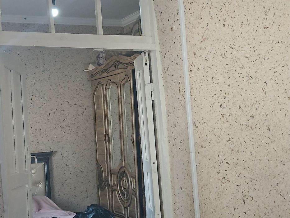 Uy yangi remont hamma mebellar yangi glamlar ham