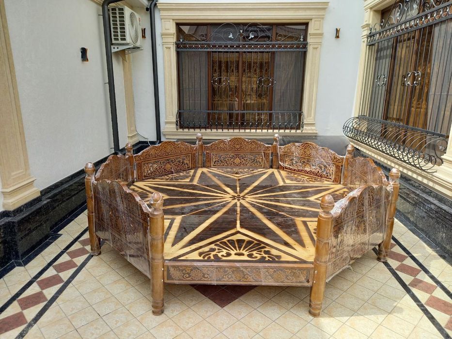 Tapchan soʻri Kravat tayyorlab beramiz nalichida xam boʻladi